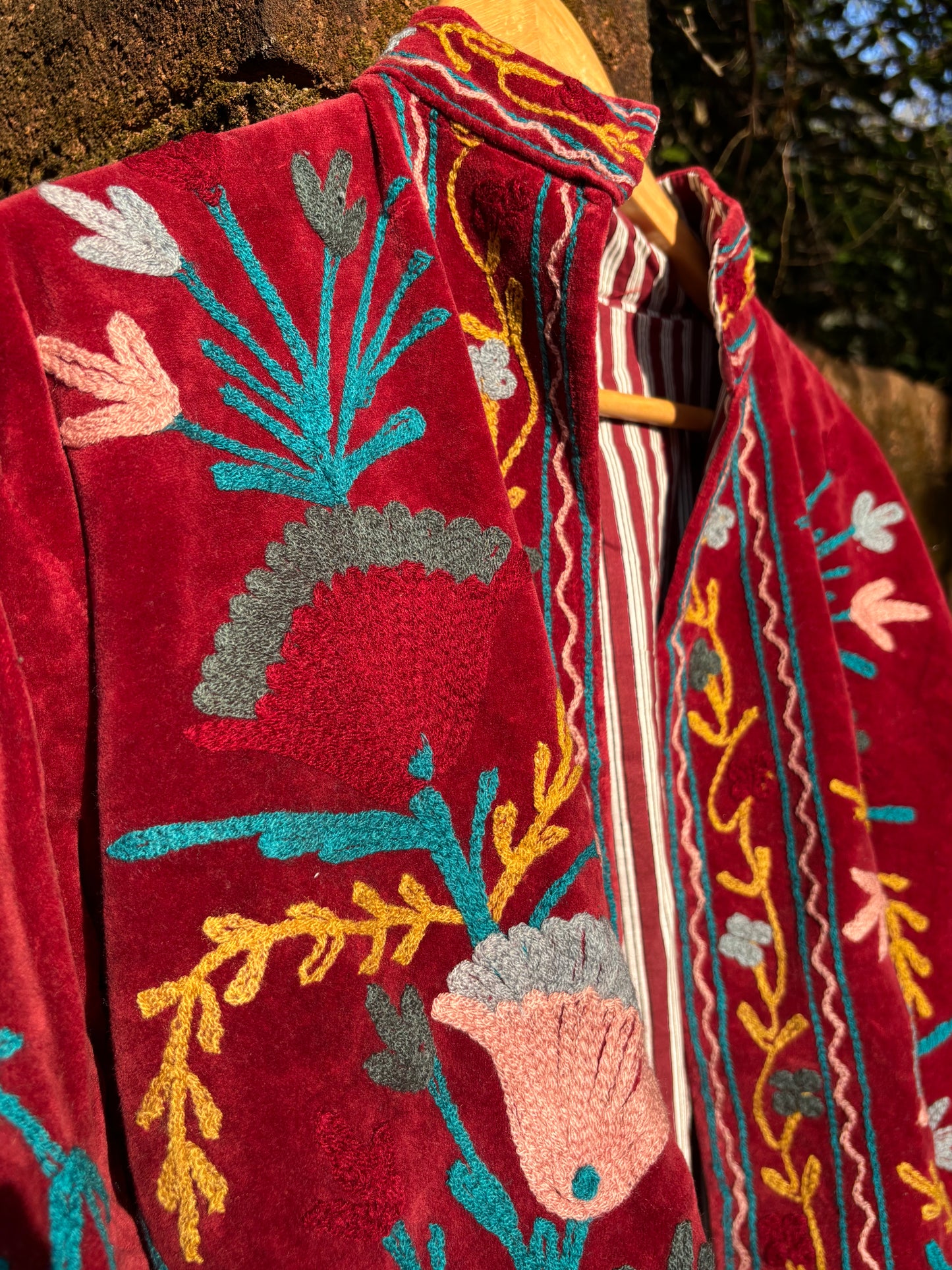 Collection de vestes en suzani